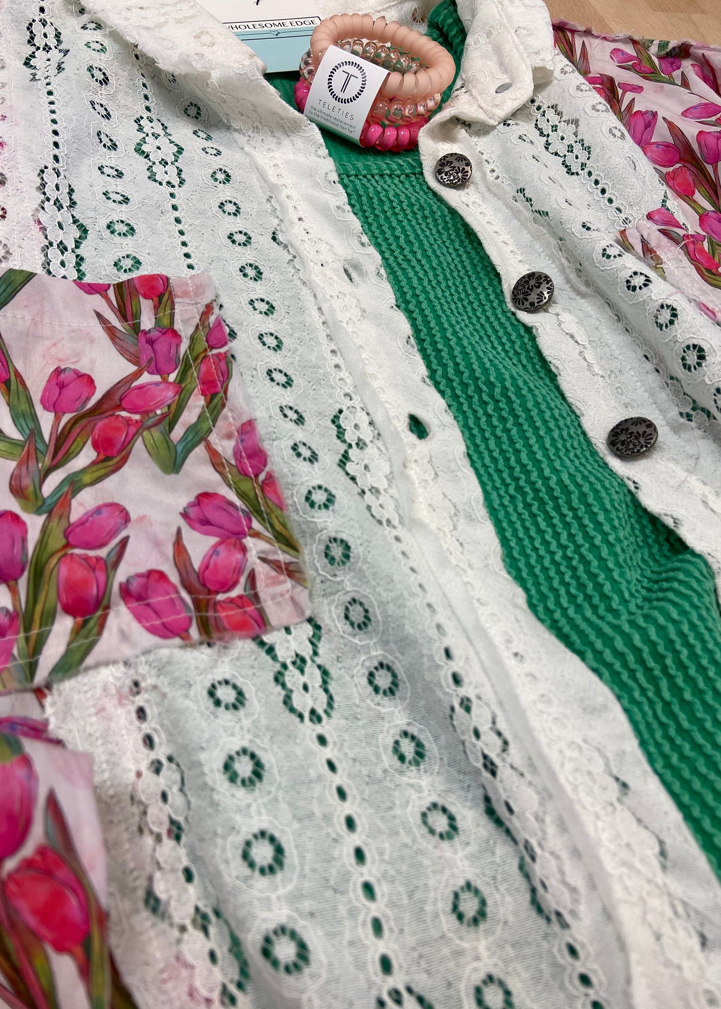 POL Tulip & Lace Collared Long Sleeve Button Up