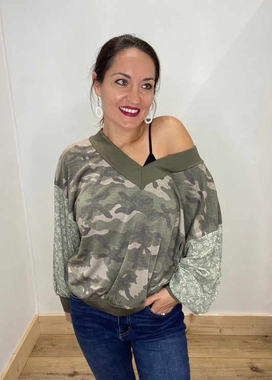 Camo & Floral V-Neck Top