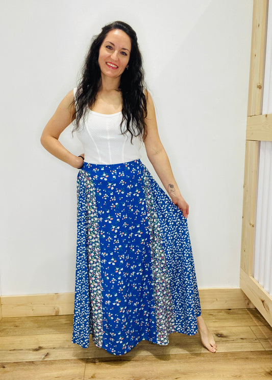 So Adorned Floral Skirt - Blue